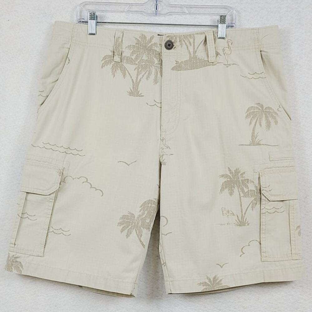 Berkley Jensen Cargo Shorts, Tan Palm Trees, Men Size 38 EUC